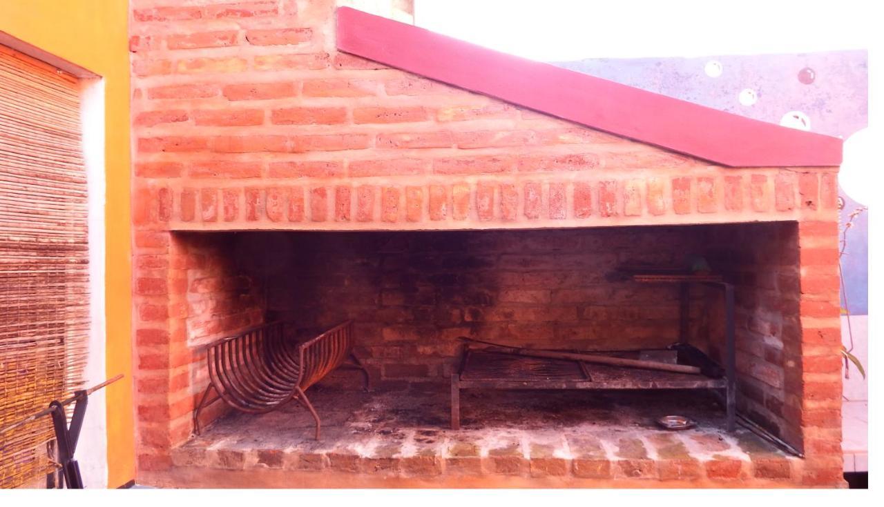 Hostel De Pichincha Gualeguaychú Buitenkant foto
