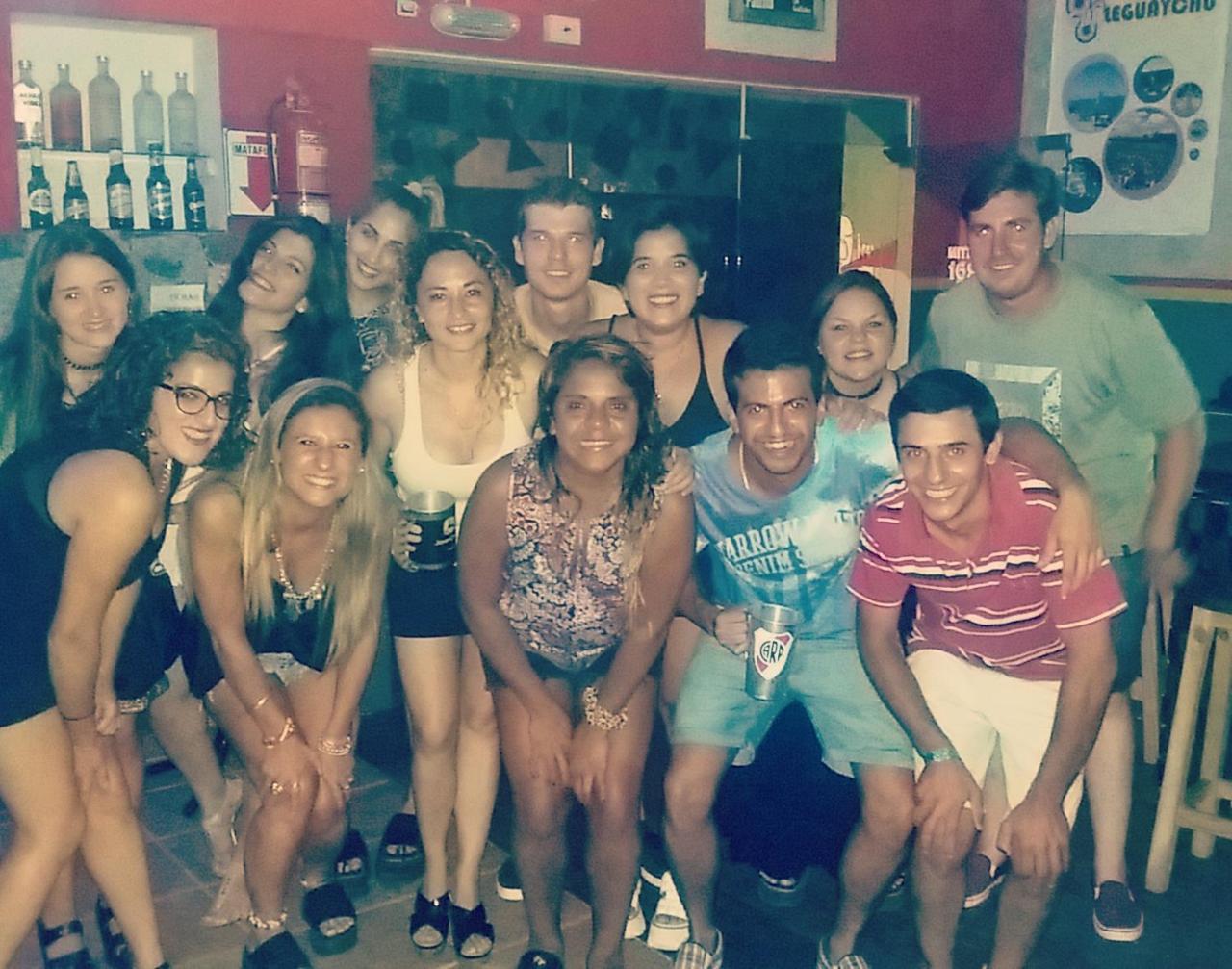 Hostel De Pichincha Gualeguaychú Buitenkant foto